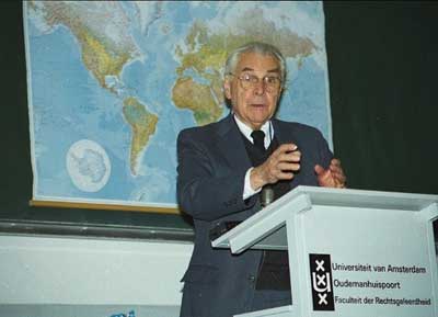 The Clash of Civilizations: Some Beginnings of Psychological Analysis 